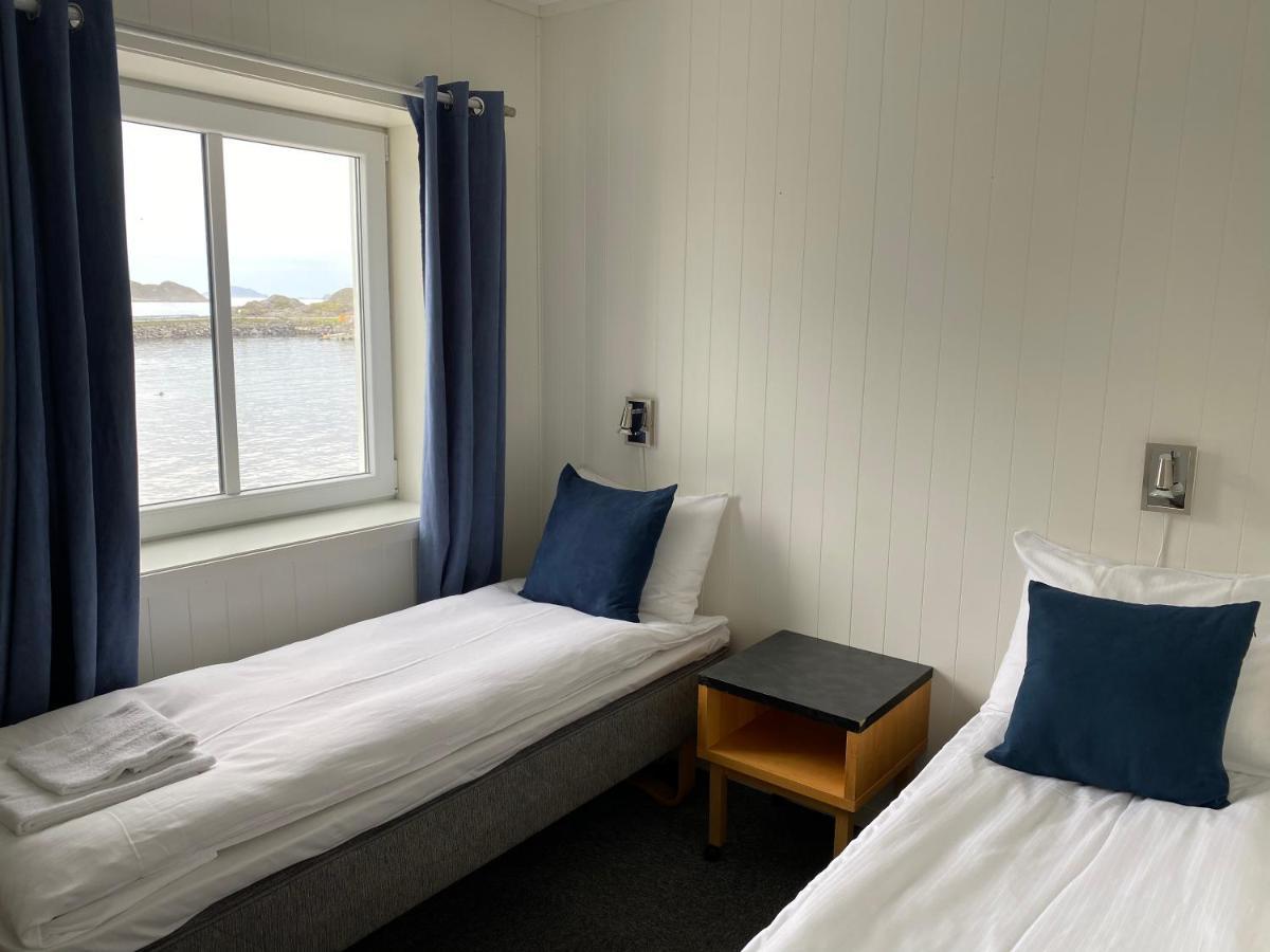 Fast Hotel Henningsvær Eksteriør billede